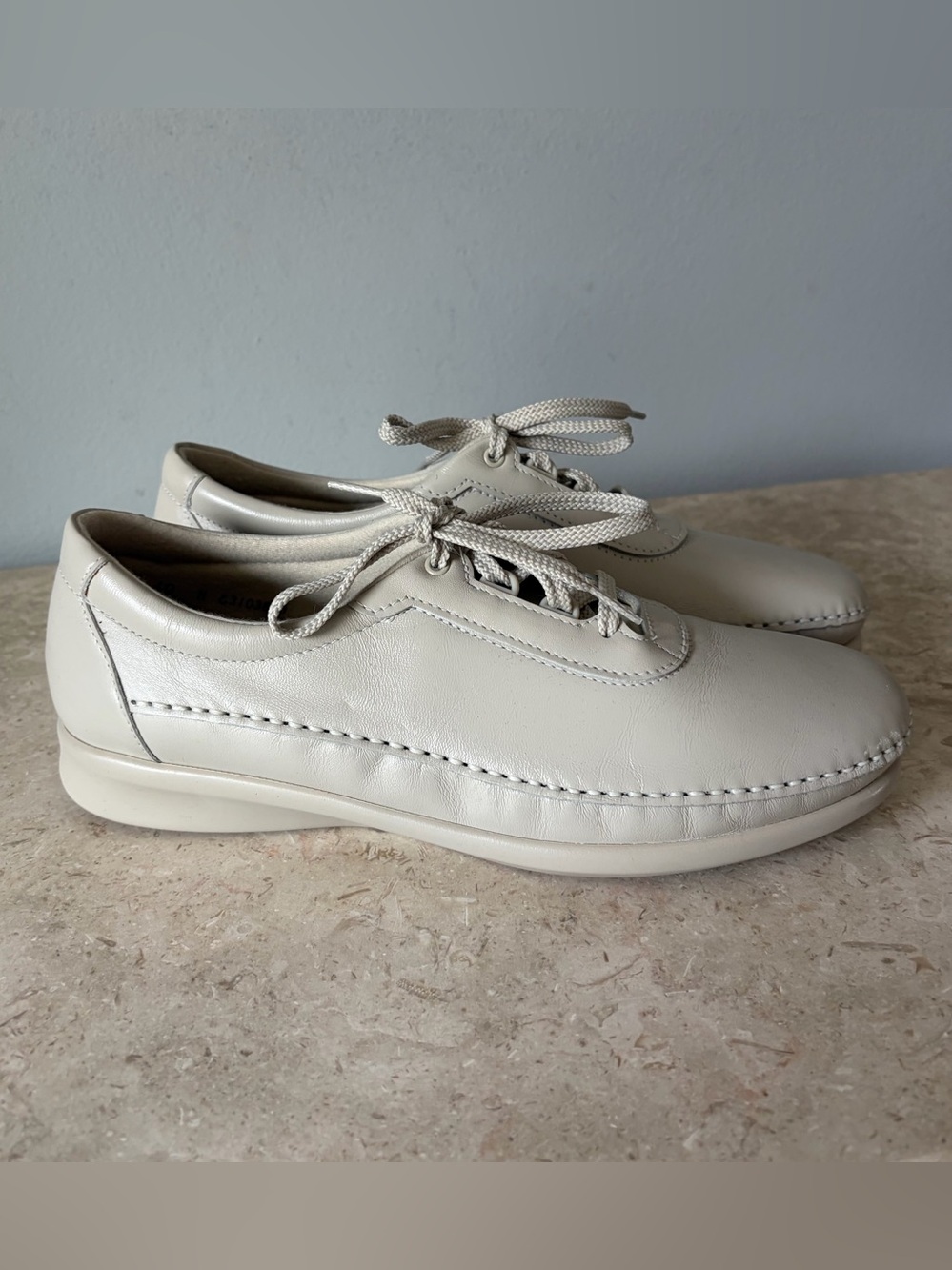 SAS Traveler Shoes Womens Size 10N Bone Leather Comfort Walking Lace Up Moc USA